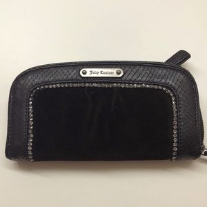 Black juicy couture wallet
